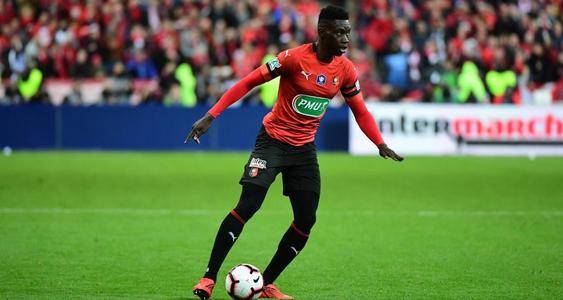  法甲黑马昂热连胜跻身欧战席位  